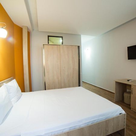 Hotel Jeal Батумі Екстер'єр фото